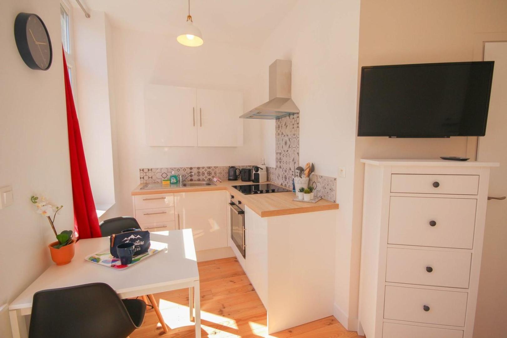 Lille Centre- Nice And Bright Equipped Studio Luaran gambar