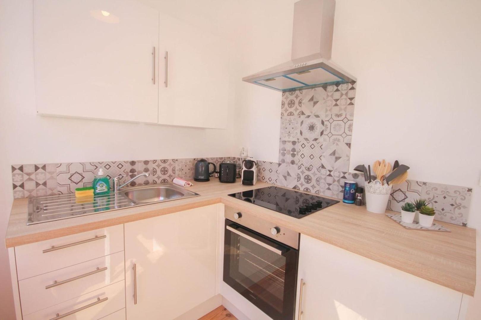 Lille Centre- Nice And Bright Equipped Studio Luaran gambar