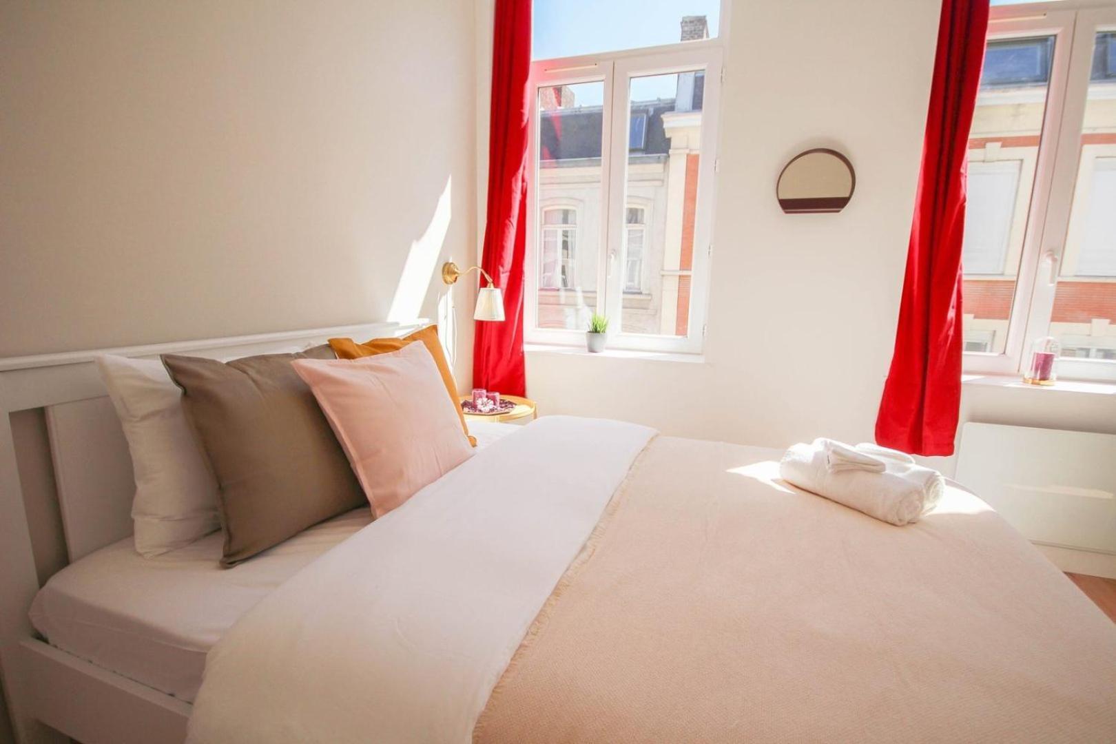 Lille Centre- Nice And Bright Equipped Studio Luaran gambar